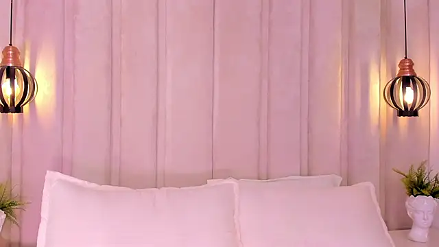 bonniekim  online show from 03-13-25, 11:51
