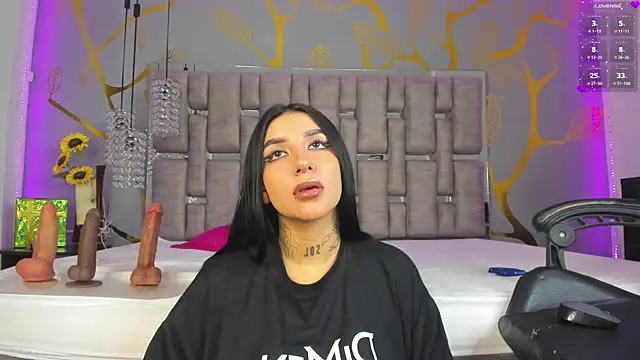 Leiaa  online show from 01-16-25, 05:00