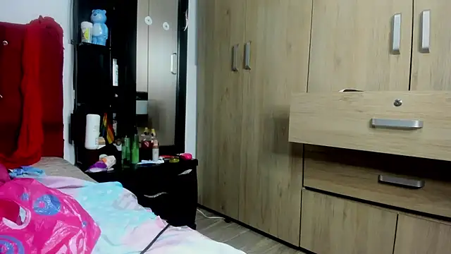 Sweet-Suck69 online show from 09-15-25, 11:05