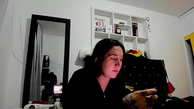 Sweet-Suck69 online show from 02-23-26, 03:52