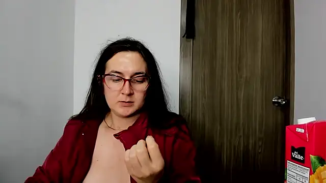 Sweet-Suck69 online show from 02-24-25, 07:55