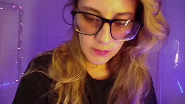 Giia paiige18 online show from 11-27-25, 12:11