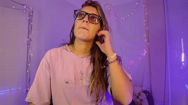 Giia paiige18 online show from 10-08-25, 12:45