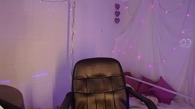 Giia paiige18 online show from 02-21-26, 11:40