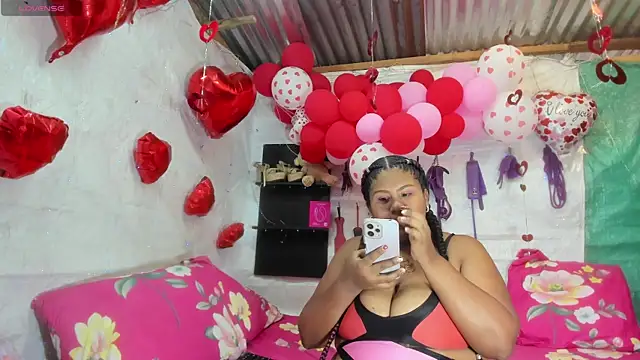 Snapshot of 2020vanessapalecia chatting on 09-17-25, 08:55 2020vanessapalecia online show from 09-17-25, 08:55