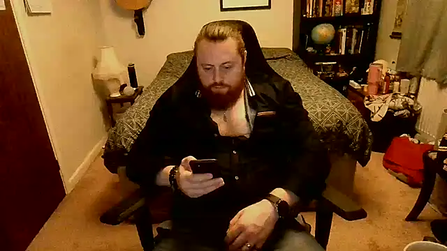 Hairy Guy30 online show from 11-27-25, 11:16