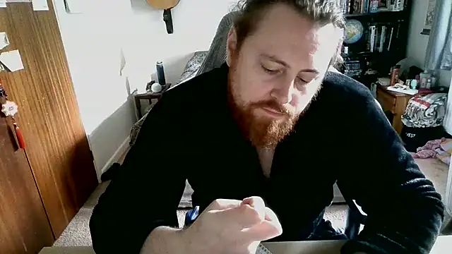 Snapshot of Hairy_Guy30 chatting on 10-07-25, 03:35 Hairy Guy30 online show from 10-07-25, 03:35