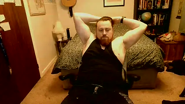 Snapshot of Hairy_Guy30 chatting on 02-08-25, 11:45 Hairy Guy30 online show from 02-08-25, 11:45