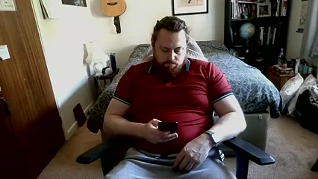 Hairy Guy30 online show from 04-30-26, 04:47