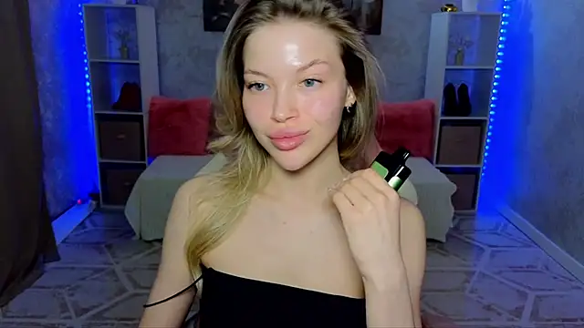 EmmyMills online show from 04-04-26, 07:31