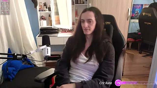 Snapshot of MemiKouki chatting on 02-18-25, 07:19 MemiKouki online show from 02-18-25, 07:19