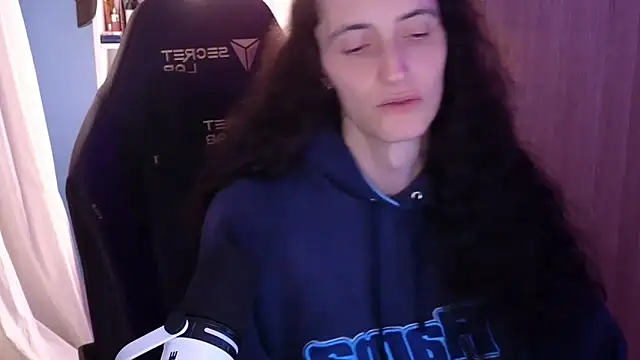 MemiKouki online show from 02-24-26, 06:20