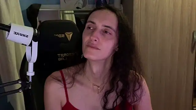 MemiKouki online show from 02-17-26, 05:10