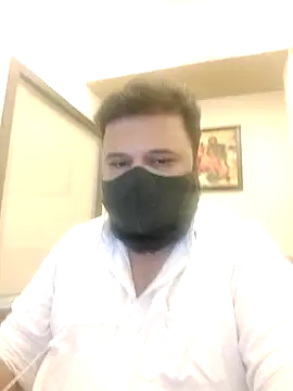 Snapshot of Hunk-Hand6 chatting on 12-19-25, 05:37 Hunk-Hand6 online show from 12-19-25, 05:37