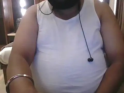 Snapshot of Hunk-Hand6 chatting on 10-12-25, 03:02 Hunk-Hand6 online show from 10-12-25, 03:02