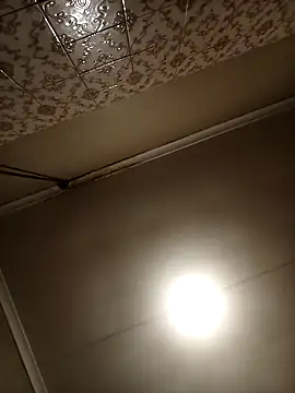 mloghyfsa online show from 12-18-25, 05:34