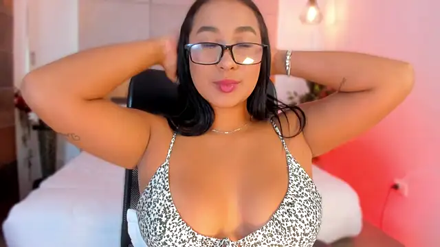 BellaHarllow online show from 05-29-26, 08:48