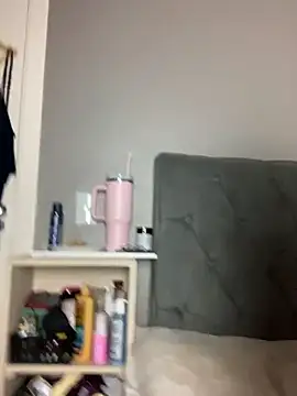 MaryAlbuquerque online show from 11-10-25, 09:53