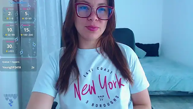 SharonR1 online show from 11-26-25, 02:11