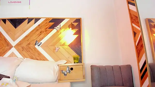 Kathaleiya Ozz online show from 09-22-25, 08:04