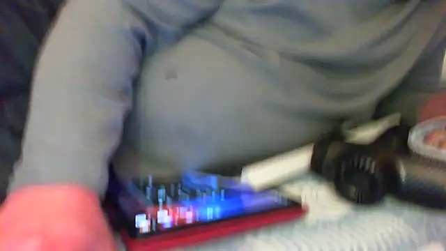 Snapshot of Mic_Oxinner chatting on 10-20-25, 07:14 Mic Oxinner online show from 10-20-25, 07:14