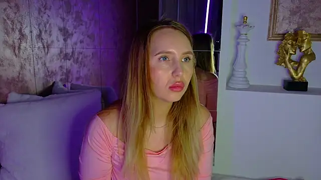 lexy a online show from 12-04-25, 04:55