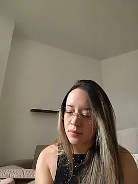 Snapshot of Dani_javi chatting on 06-26-26, 05:19 Dani javi online show from 06-26-26, 05:19