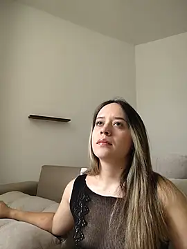 Snapshot of Dani_javi chatting on 06-25-26, 06:13 Dani javi online show from 06-25-26, 06:13