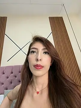 Snapshot of Sophia_turneer chatting on 07-09-26, 04:50 Sophia turneer online show from 07-09-26, 04:50