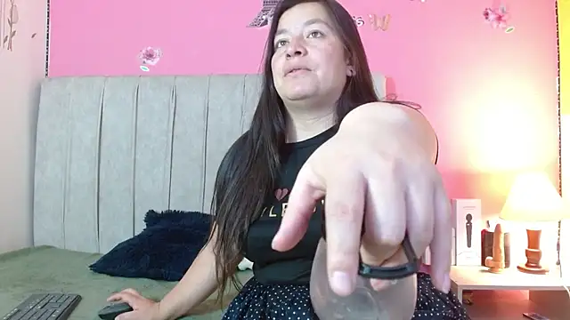 monickhot303av online show from 10-11-25, 03:40