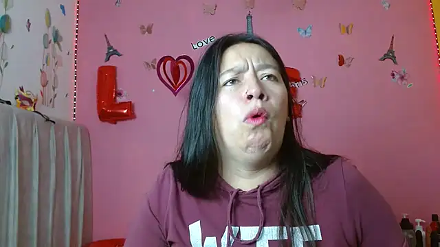 monickhot303av online show from 02-25-25, 04:24