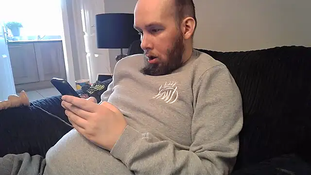 Snapshot of Chubbydan chatting on 12-04-24, 09:23 Chubbydan online show from 12-04-24, 09:23