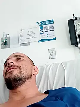 Snapshot of fire_menxxx001 chatting on 12-04-24, 07:17 fire menxxx001 online show from 12-04-24, 07:17