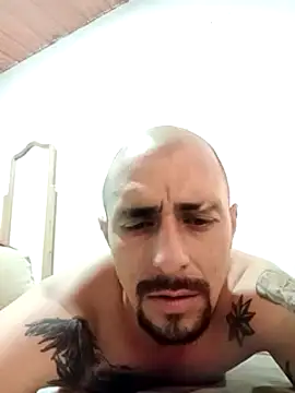 Snapshot of fire_menxxx001 chatting on 12-13-24, 04:22 fire menxxx001 online show from 12-13-24, 04:22