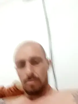 Snapshot of fire_menxxx001 chatting on 10-26-25, 09:31 fire menxxx001 online show from 10-26-25, 09:31