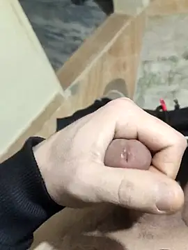 ssikerek23 online show from 12-05-25, 02:54