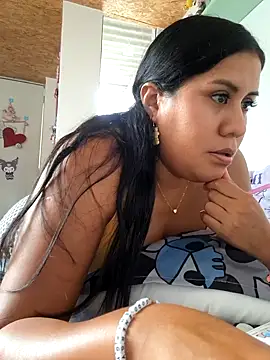 Snapshot of KasiaVenus_ chatting on 02-07-25, 08:10 KasiaVenus online show from 02-07-25, 08:10