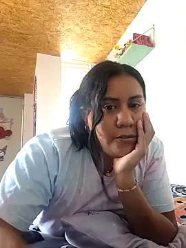 Snapshot of KasiaVenus_ chatting on 01-27-25, 04:43 KasiaVenus online show from 01-27-25, 04:43