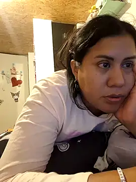 Snapshot of KasiaVenus_ chatting on 02-02-25, 09:02 KasiaVenus online show from 02-02-25, 09:02