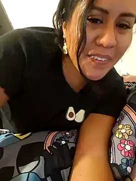 Snapshot of KasiaVenus_ chatting on 02-08-25, 04:25 KasiaVenus online show from 02-08-25, 04:25