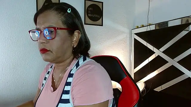 elizabeth mature23 online show from 10-09-25, 12:38