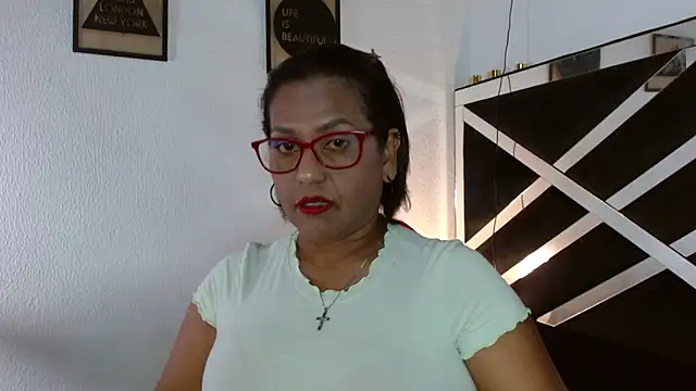 elizabeth mature23 online show from 09-09-25, 12:36