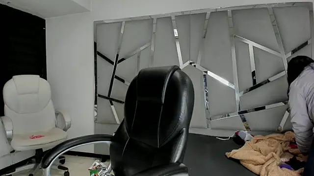 Catherinee69 x online show from 10-13-25, 04:47