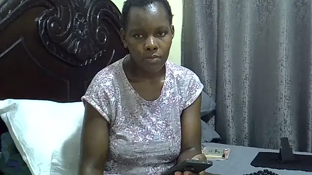 Snapshot of Divah_jojo chatting on 06-26-26, 12:44 Divah jojo online show from 06-26-26, 12:44