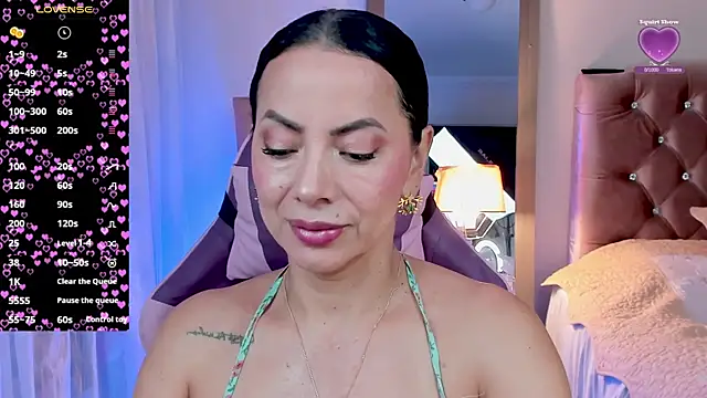 veronika naughty online show from 10-14-25, 01:34