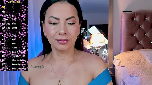 veronika naughty online show from 10-16-25, 02:25