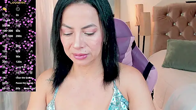 veronika naughty online show from 09-23-25, 02:02