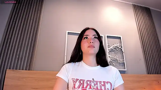 lunar leen online show from 04-16-26, 06:41