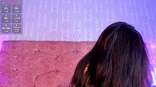 lunar leen online show from 11-08-25, 05:05