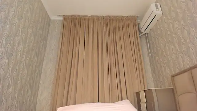 Snapshot of heyheyneko chatting on 02-07-26, 02:08 heyheyneko online show from 02-07-26, 02:08